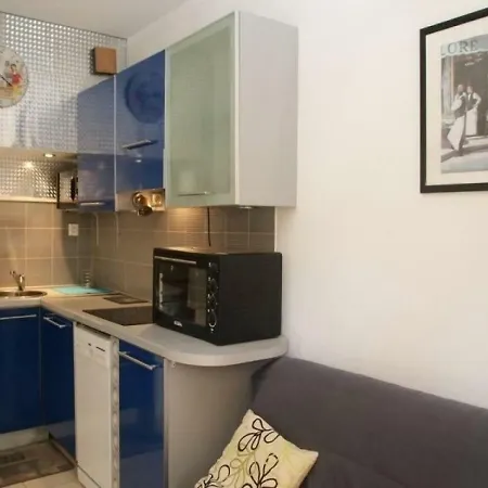 Estivales 2 13 Apartment